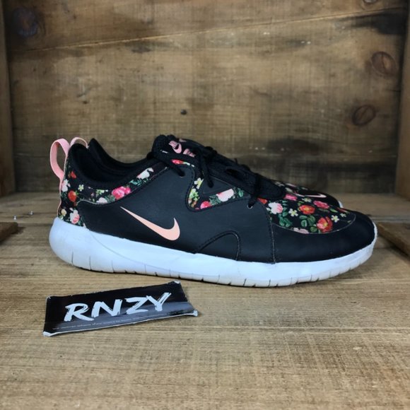 nike flex vintage floral